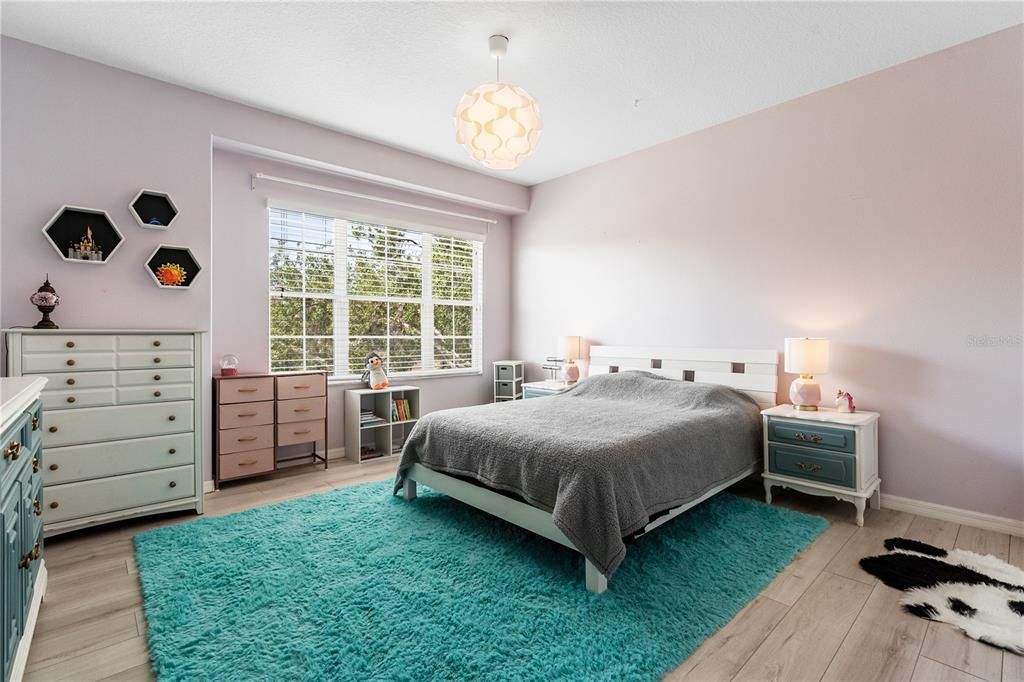 Active With Contract: $875,000 (5 beds, 2 baths, 3510 Square Feet)