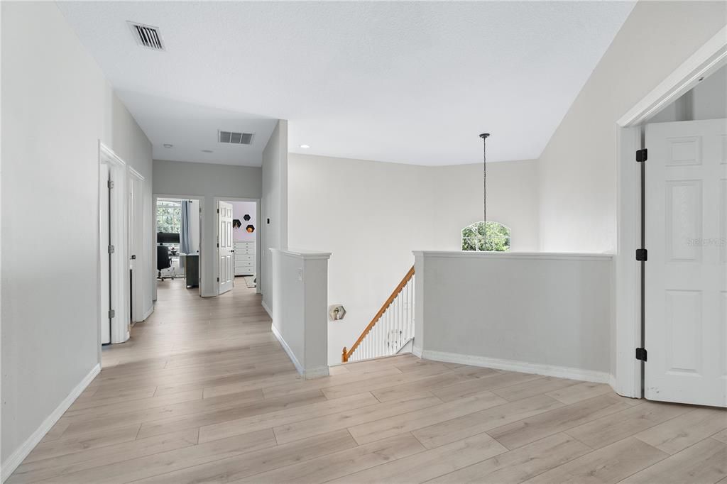 Active With Contract: $875,000 (5 beds, 2 baths, 3510 Square Feet)