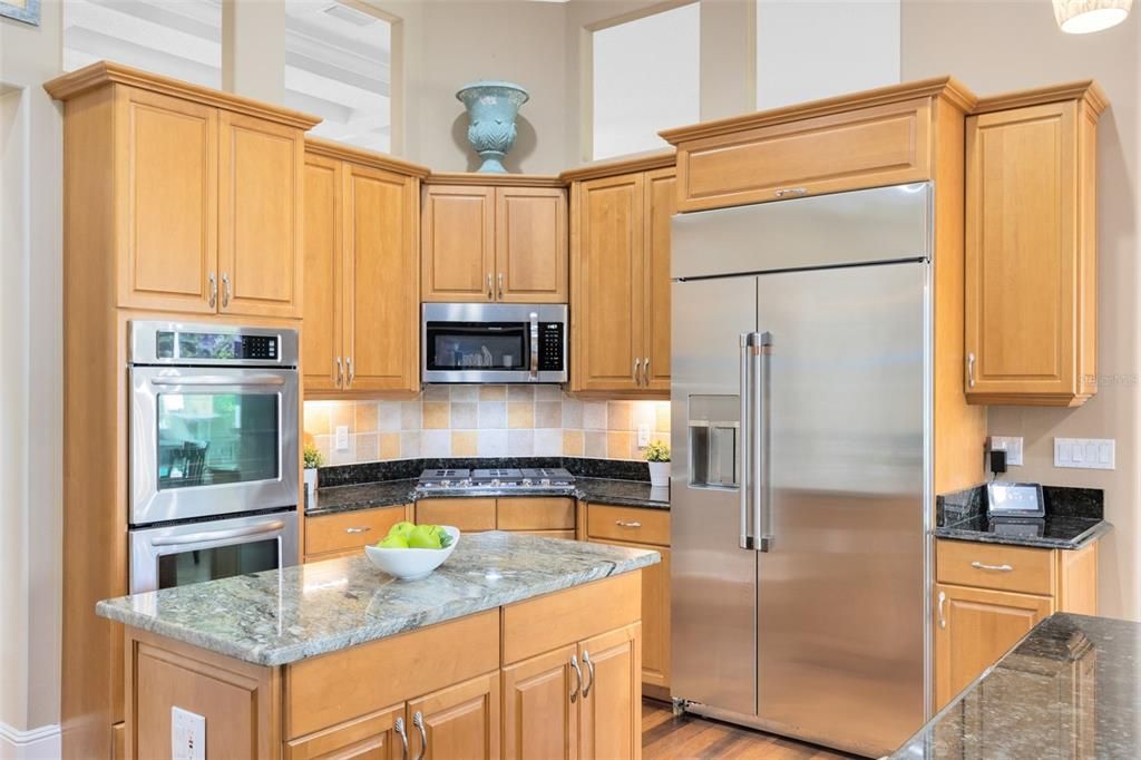 待售: $1,250,000 (5 贝兹, 4 浴室, 4078 平方英尺)