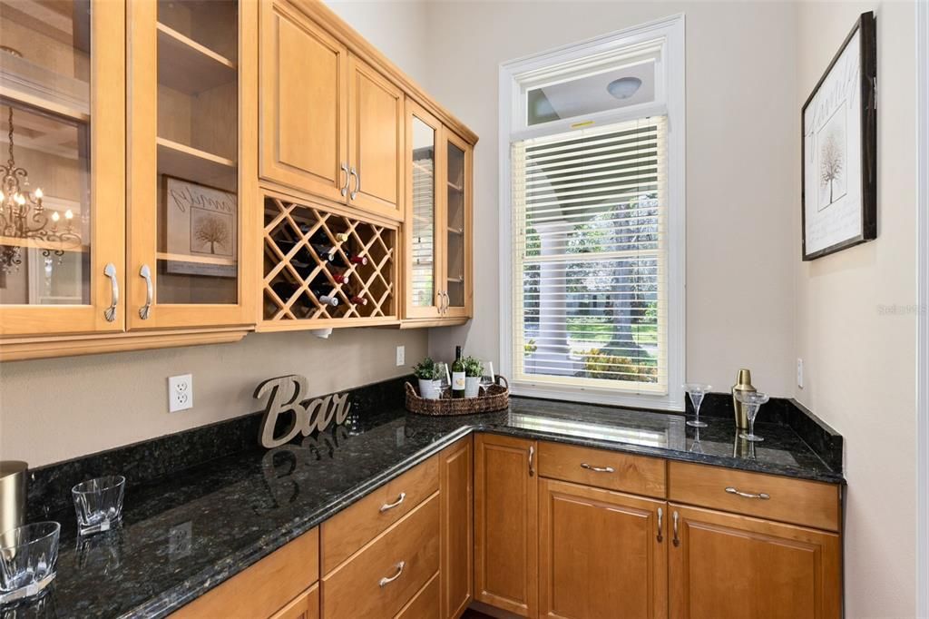 待售: $1,250,000 (5 贝兹, 4 浴室, 4078 平方英尺)