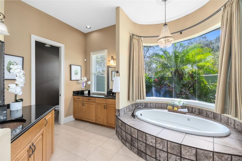 待售: $1,250,000 (5 贝兹, 4 浴室, 4078 平方英尺)