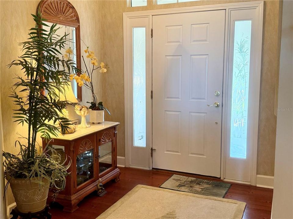 For Sale: $1,495,000 (3 beds, 3 baths, 1889 Square Feet)