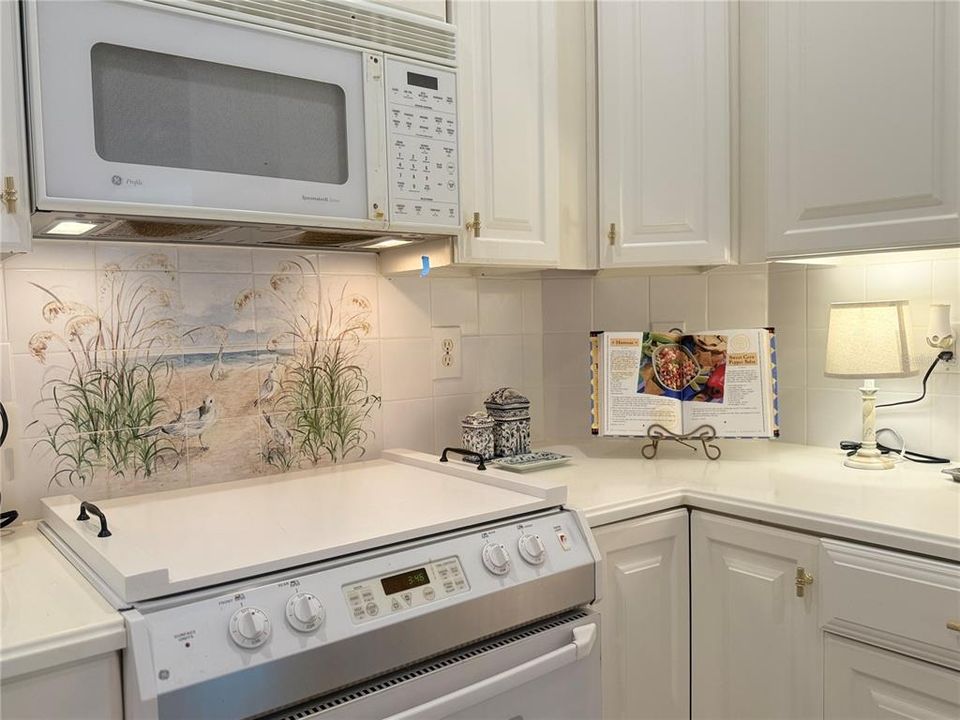 For Sale: $1,495,000 (3 beds, 3 baths, 1889 Square Feet)