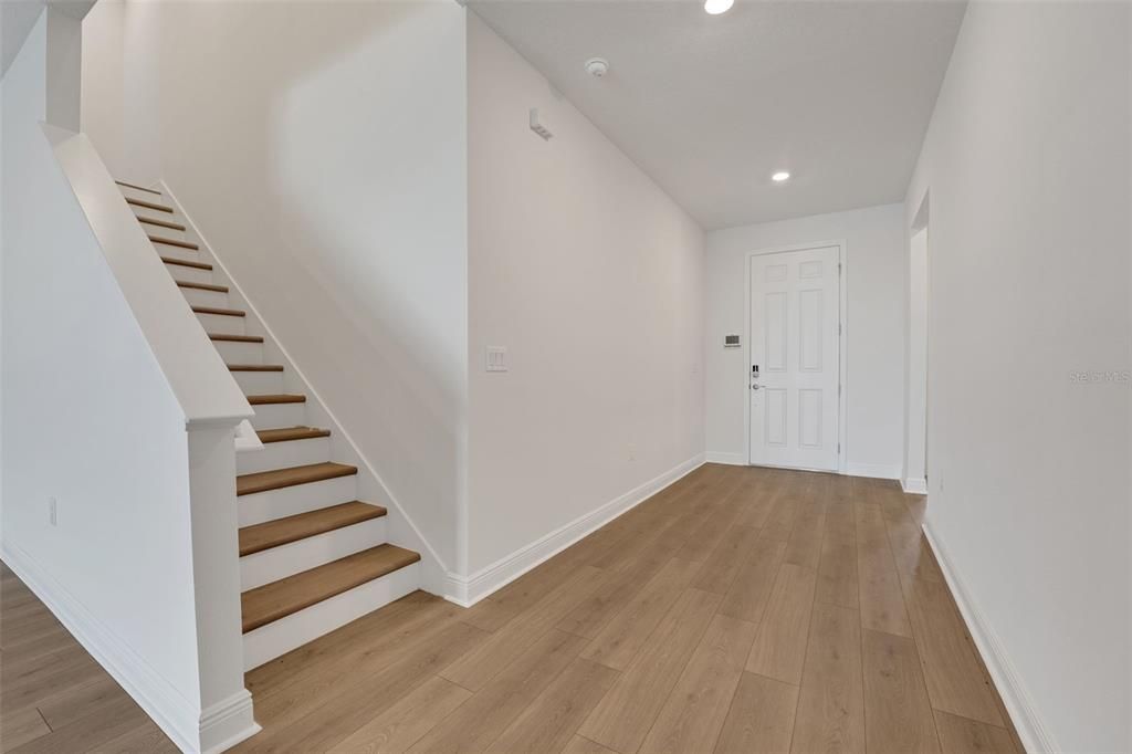 For Sale: $685,000 (4 beds, 4 baths, 3099 Square Feet)