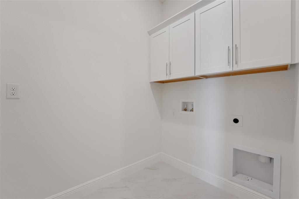 For Sale: $685,000 (4 beds, 4 baths, 3099 Square Feet)