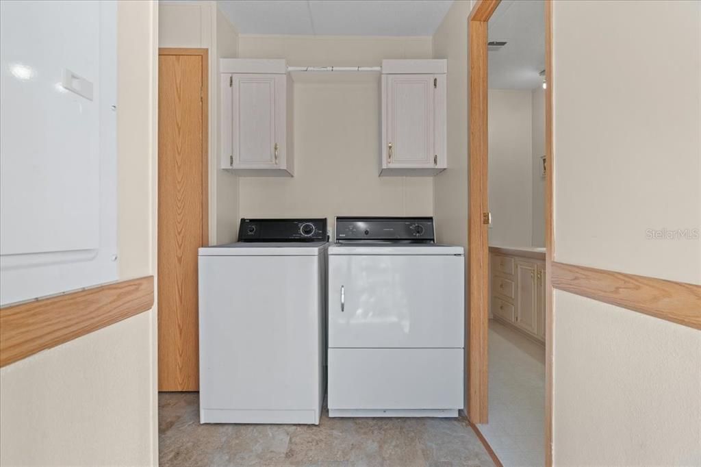 Active With Contract: $170,000 (2 beds, 2 baths, 1000 Square Feet)