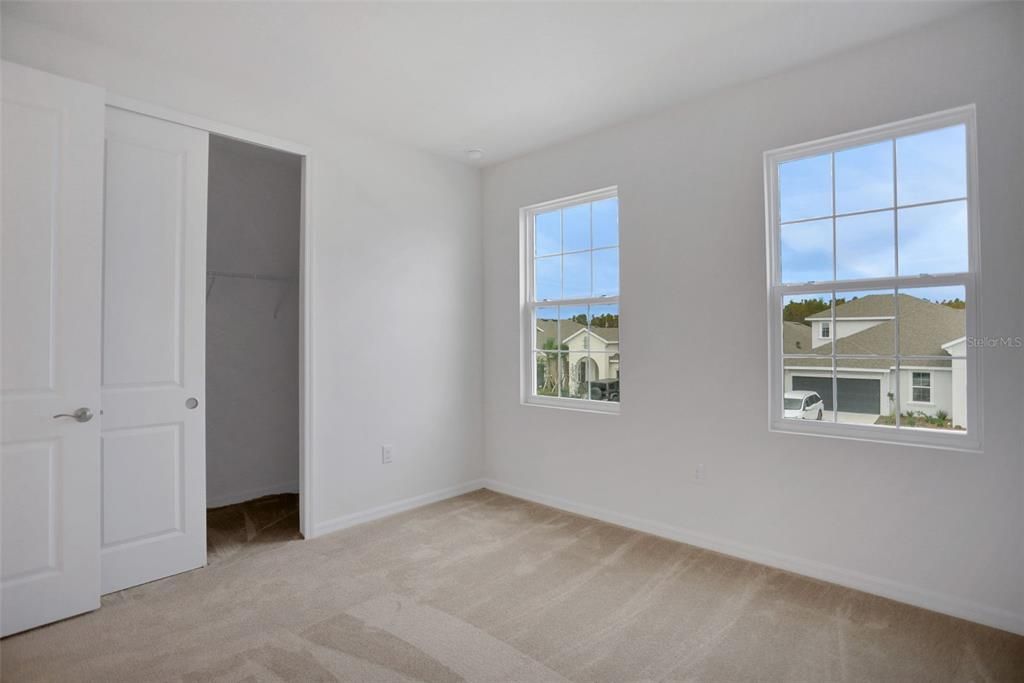 En Venta: $619,900 (6 camas, 3 baños, 3550 Pies cuadrados)