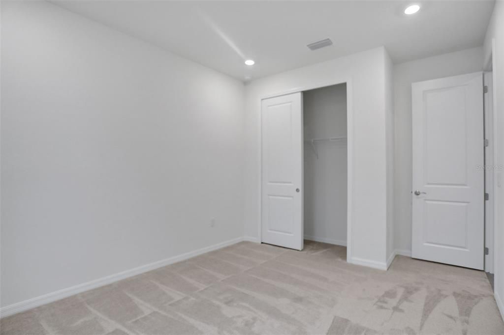 En Venta: $619,900 (6 camas, 3 baños, 3550 Pies cuadrados)