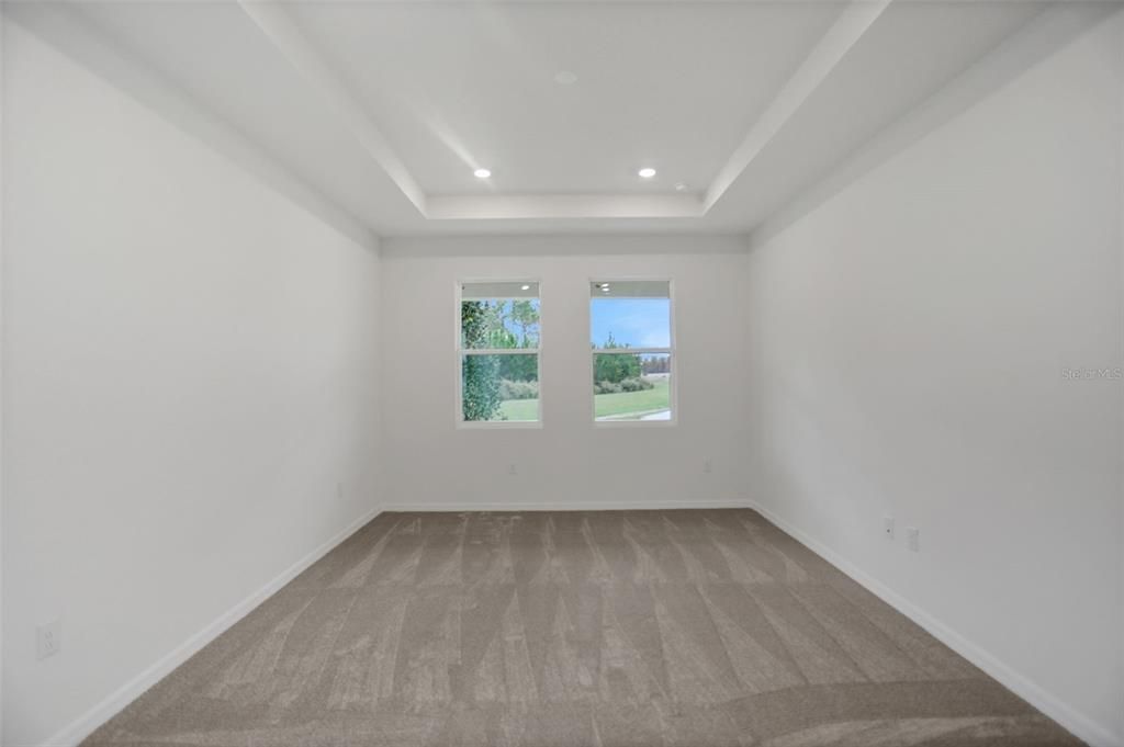 En Venta: $619,900 (6 camas, 3 baños, 3550 Pies cuadrados)