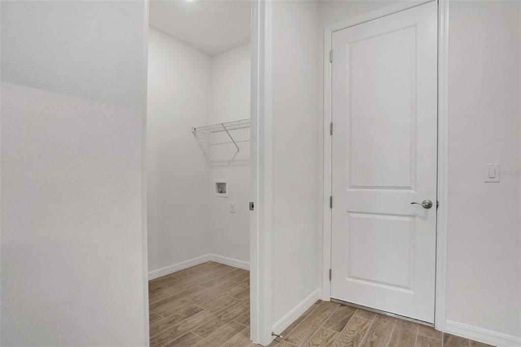 待售: $599,990 (4 贝兹, 3 浴室, 2687 平方英尺)