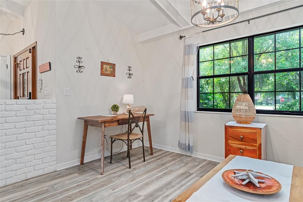 В аренду: $3,950 (3 спален, 2 ванн, 1994 Квадратных фут)