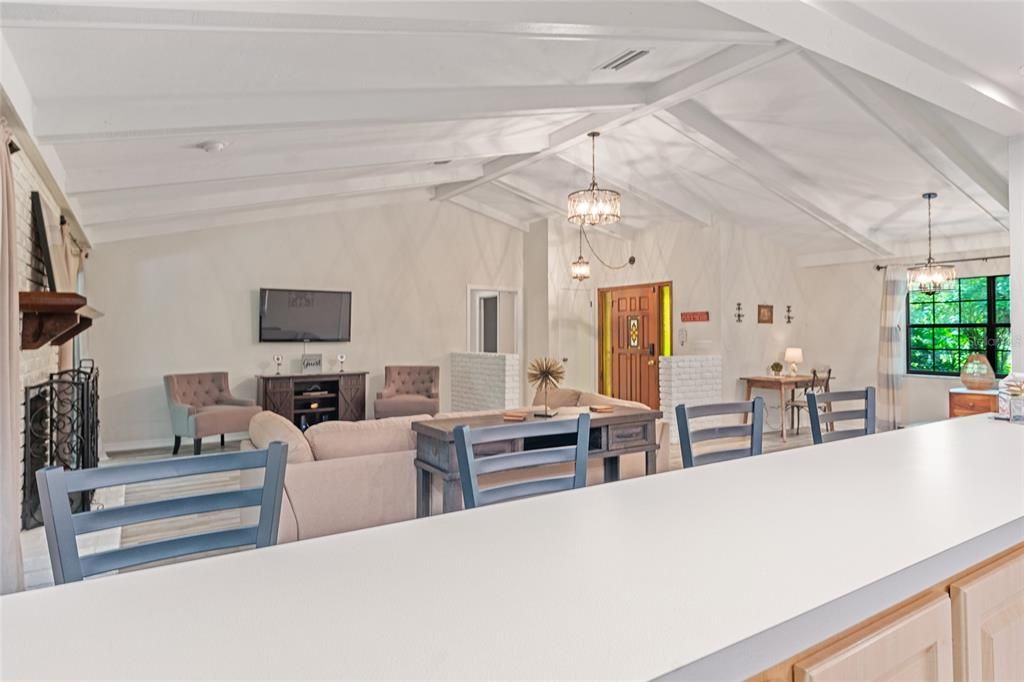 В аренду: $3,950 (3 спален, 2 ванн, 1994 Квадратных фут)