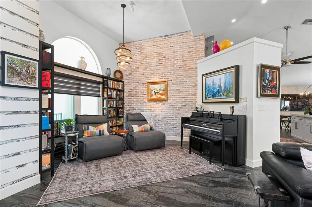 На продажу: $1,399,000 (4 спален, 3 ванн, 2603 Квадратных фут)