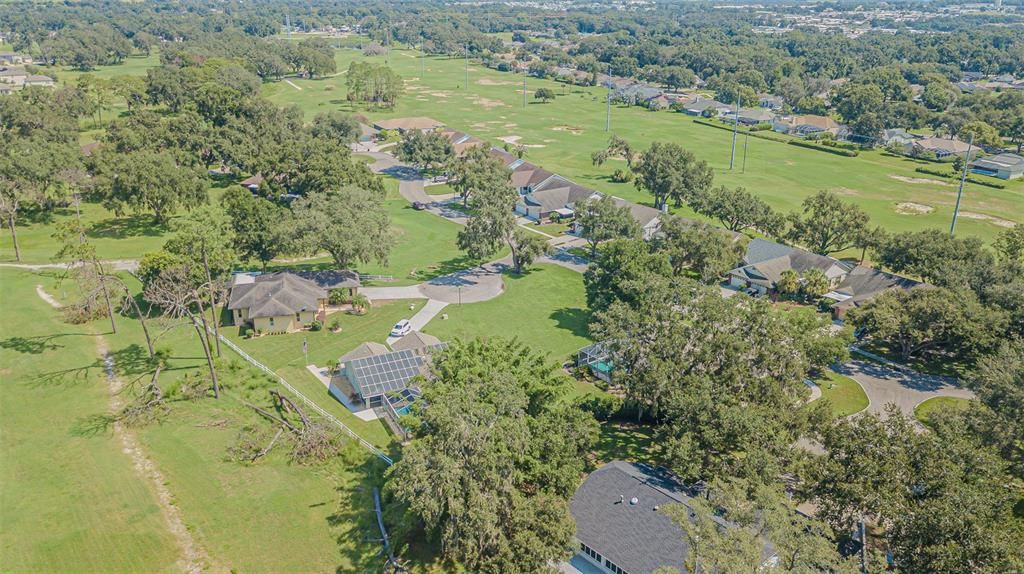 На продажу: $74,900 (0.23 acres)