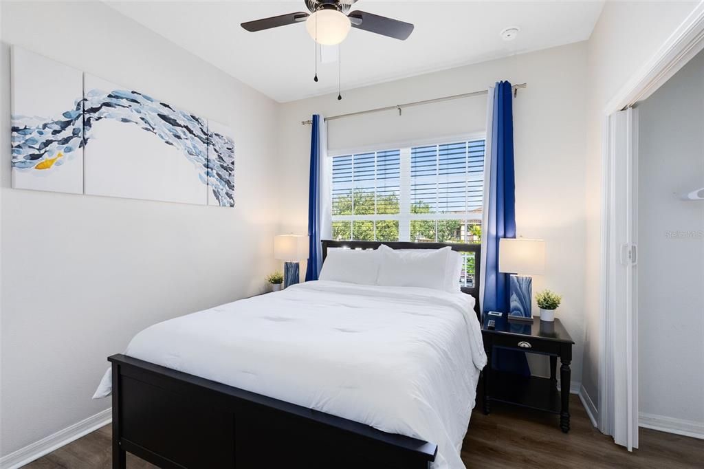 Active With Contract: $265,000 (2 beds, 2 baths, 1015 Square Feet)