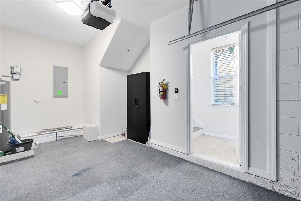 Active With Contract: $265,000 (2 beds, 2 baths, 1015 Square Feet)