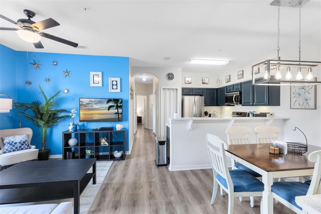 Active With Contract: $265,000 (2 beds, 2 baths, 1015 Square Feet)