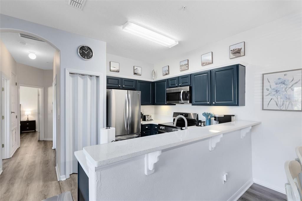 Active With Contract: $265,000 (2 beds, 2 baths, 1015 Square Feet)