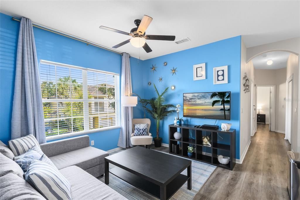 Active With Contract: $265,000 (2 beds, 2 baths, 1015 Square Feet)