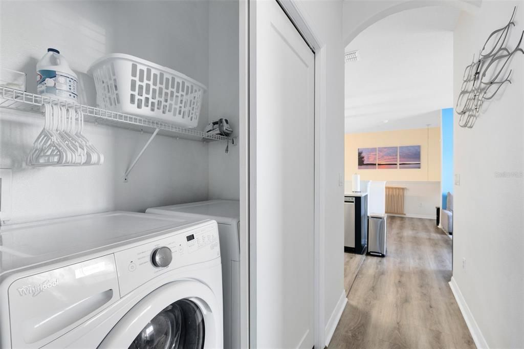 Active With Contract: $265,000 (2 beds, 2 baths, 1015 Square Feet)