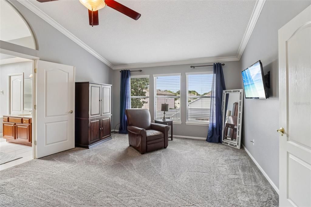 For Sale: $774,994 (5 beds, 3 baths, 3525 Square Feet)