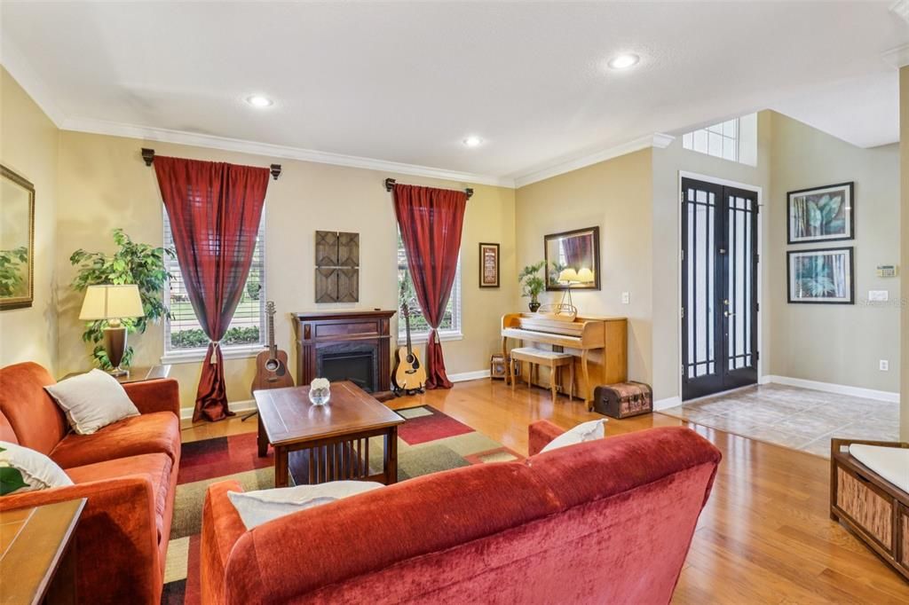 For Sale: $774,994 (5 beds, 3 baths, 3525 Square Feet)