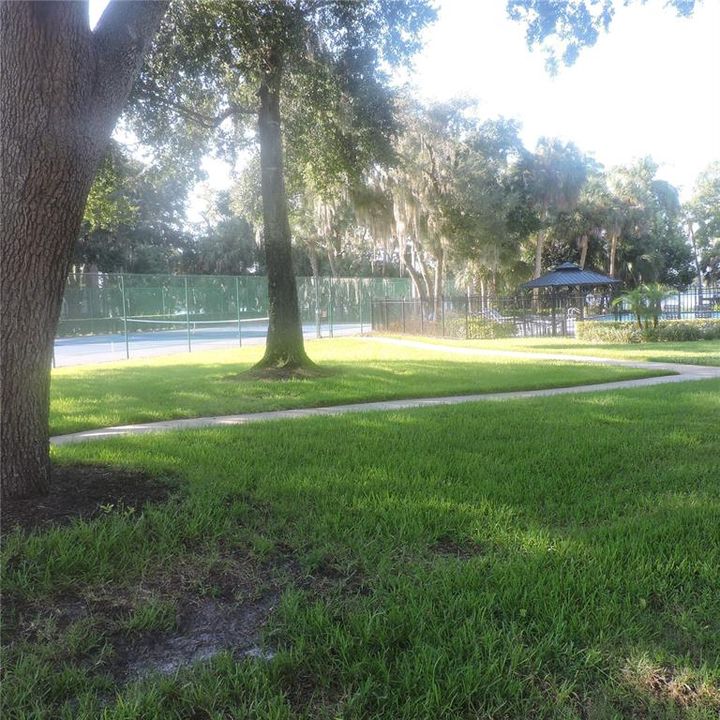 待售: $142,500 (2 贝兹, 2 浴室, 912 平方英尺)