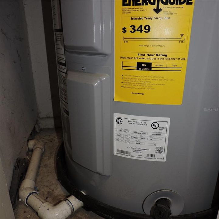 待售: $142,500 (2 贝兹, 2 浴室, 912 平方英尺)