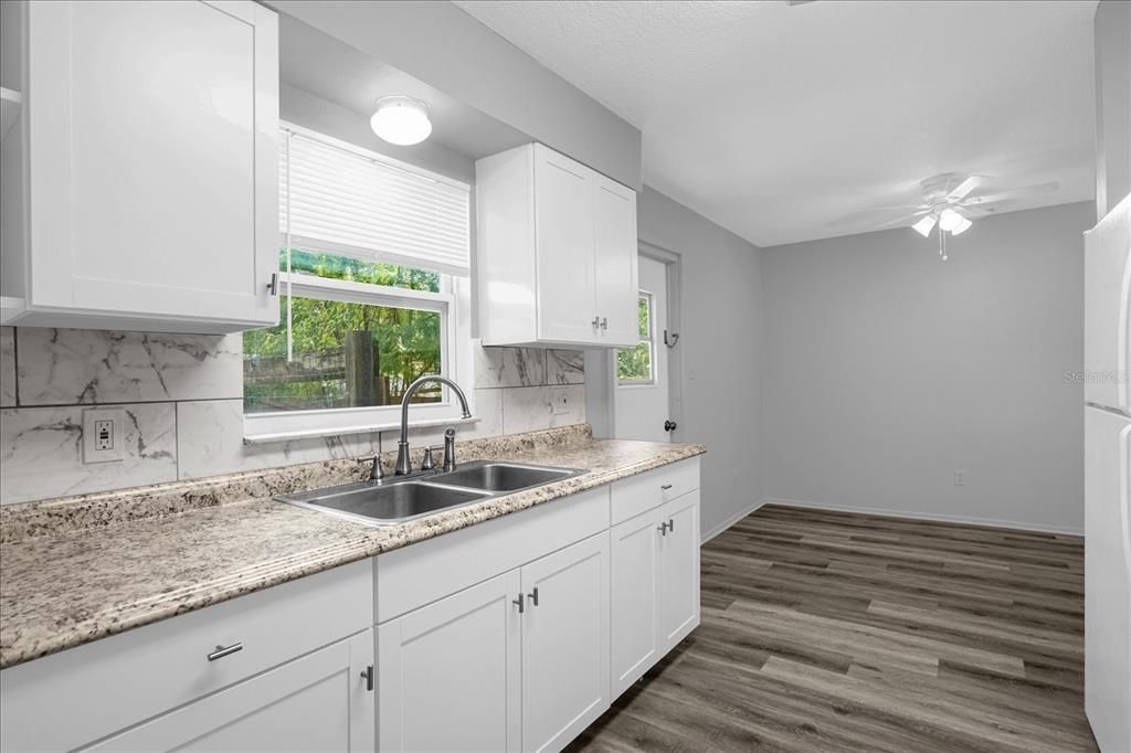 出租: $1,750 (3 贝兹, 2 浴室, 1026 平方英尺)