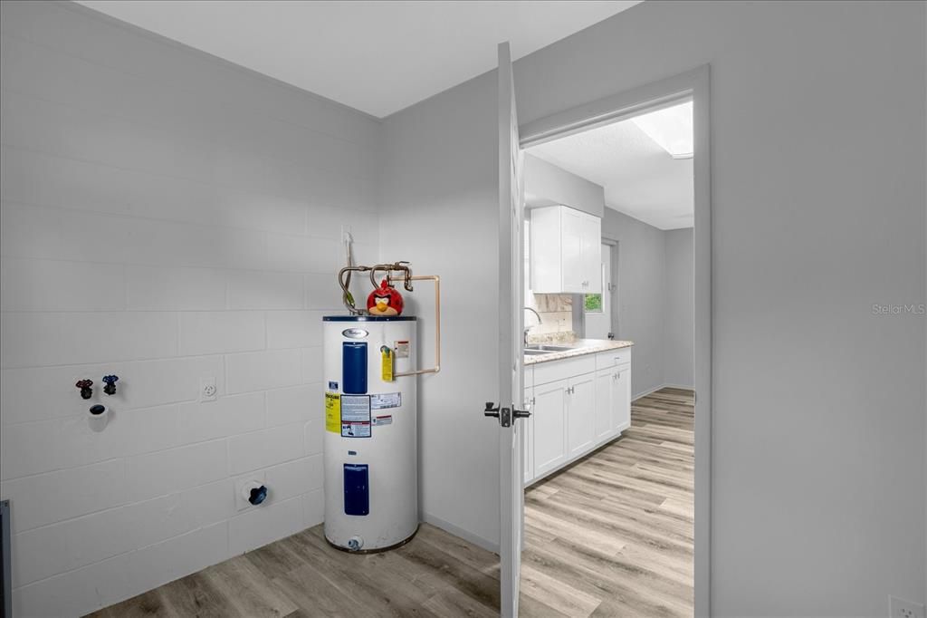 出租: $1,750 (3 贝兹, 2 浴室, 1026 平方英尺)