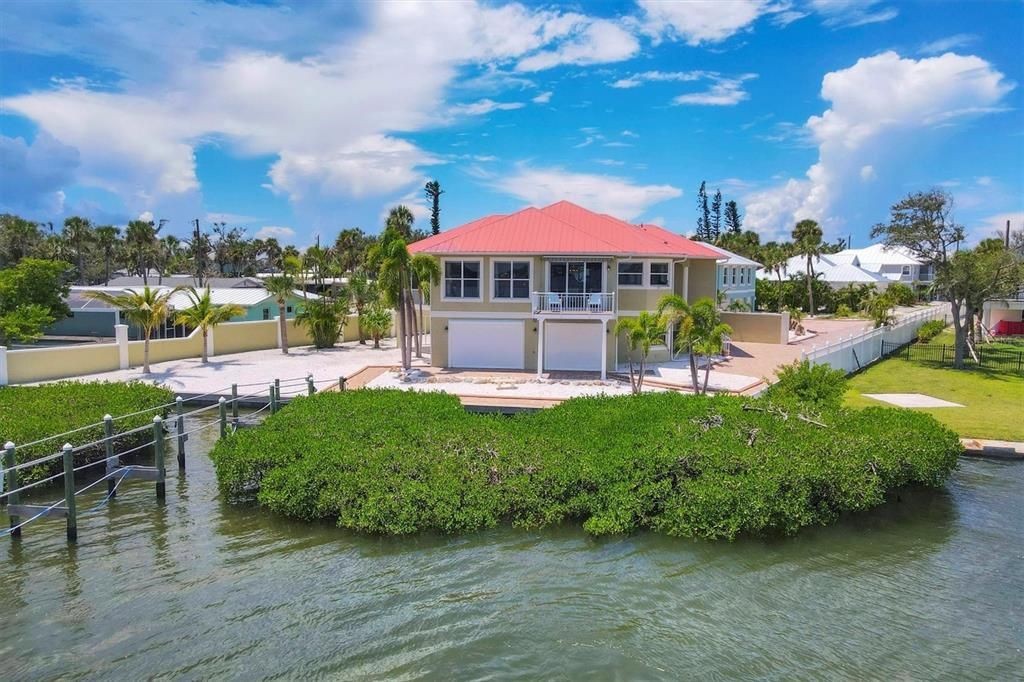 待售: $1,899,999 (3 贝兹, 2 浴室, 2504 平方英尺)