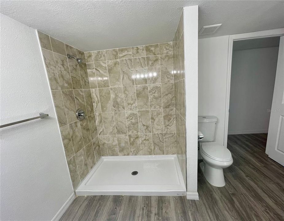 For Sale: $159,000 (2 beds, 1 baths, 1224 Square Feet)