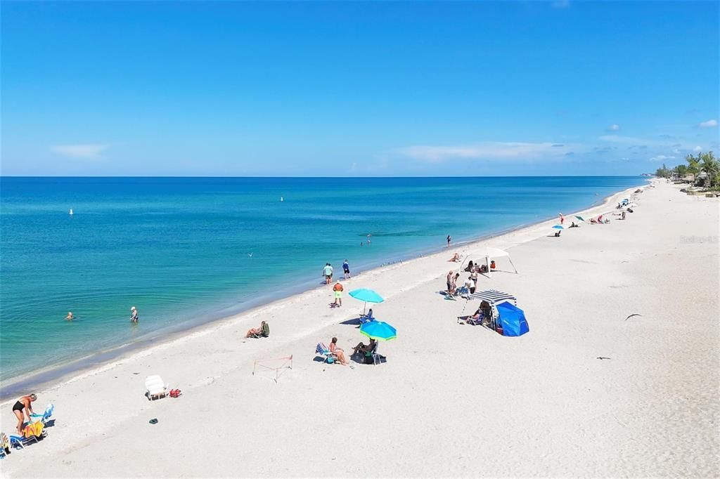 En Venta: $724,900 (3 camas, 2 baños, 1421 Pies cuadrados)