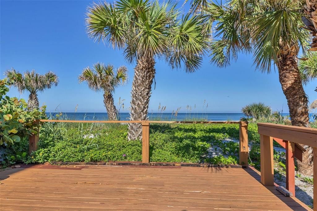 En Venta: $724,900 (3 camas, 2 baños, 1421 Pies cuadrados)