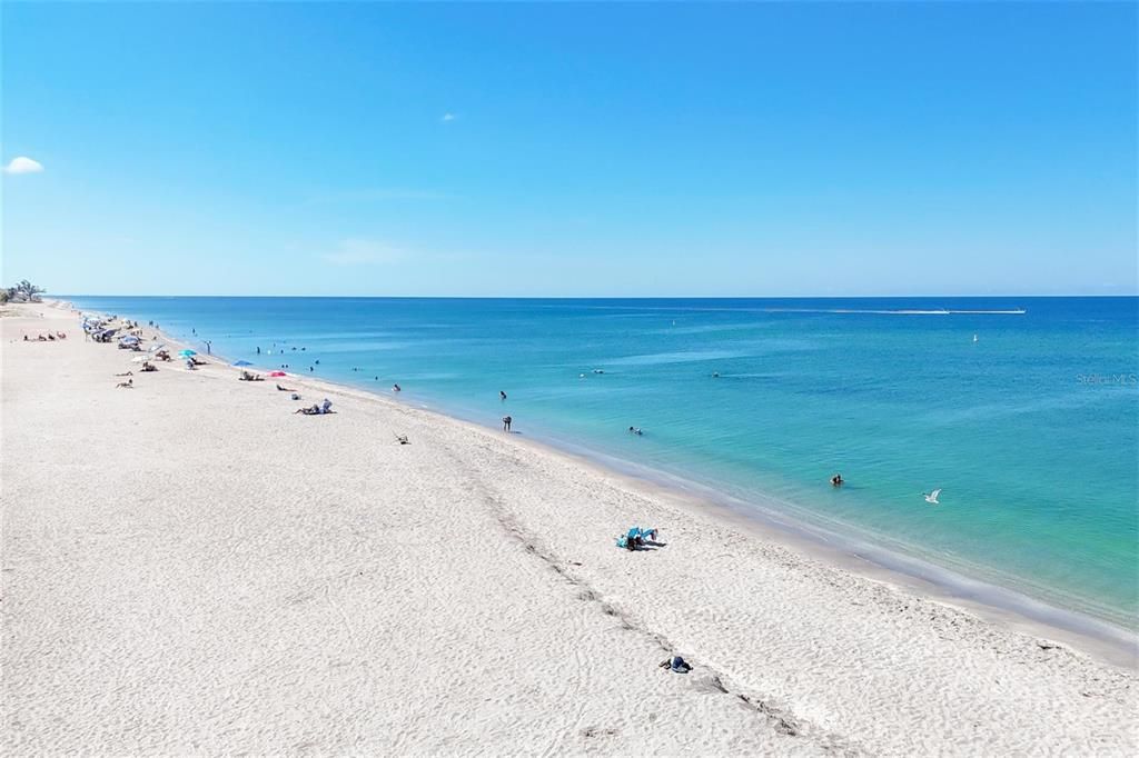 En Venta: $724,900 (3 camas, 2 baños, 1421 Pies cuadrados)