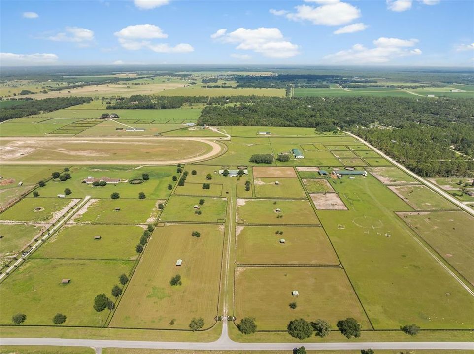 Recently Sold: $769,000 (2 beds, 2 baths, 1032 Square Feet)