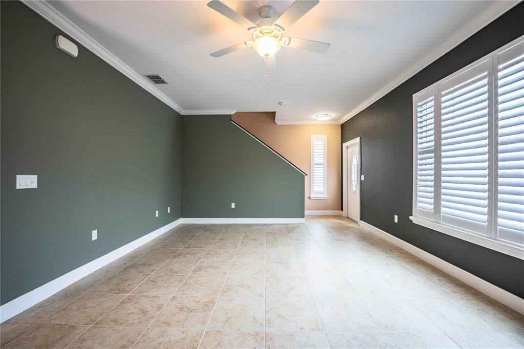 For Sale: $230,000 (3 beds, 2 baths, 1733 Square Feet)