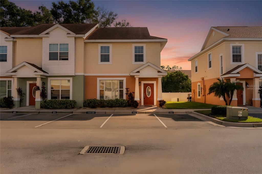 For Sale: $230,000 (3 beds, 2 baths, 1733 Square Feet)