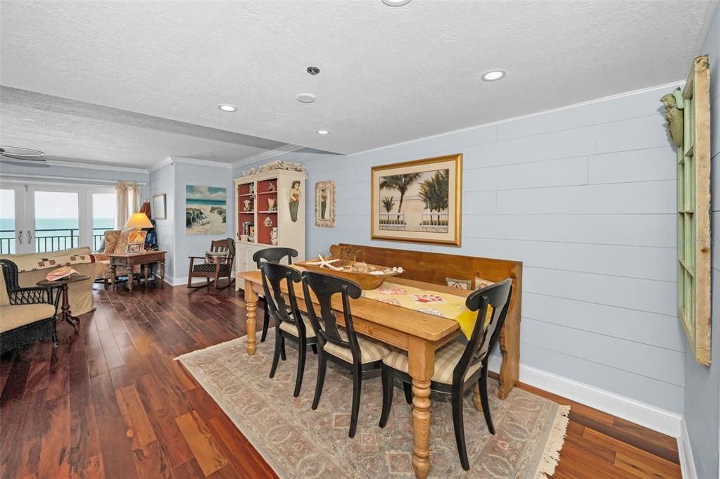 Active With Contract: $1,699,900 (3 beds, 3 baths, 2320 Square Feet)