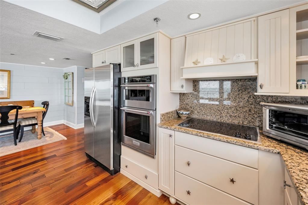 Active With Contract: $1,699,900 (3 beds, 3 baths, 2320 Square Feet)