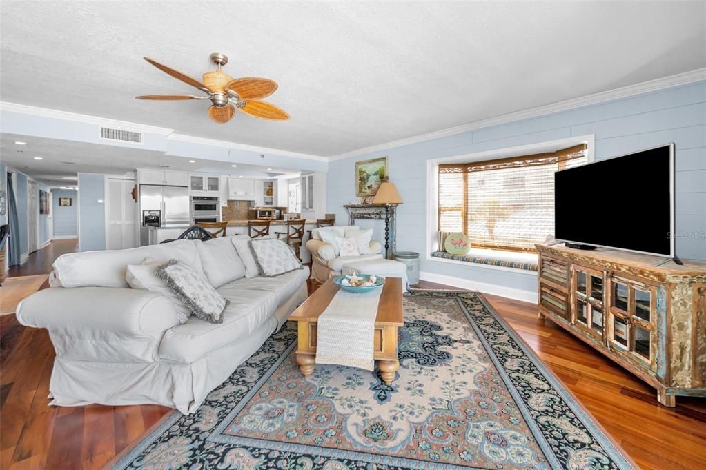 Active With Contract: $1,699,900 (3 beds, 3 baths, 2320 Square Feet)