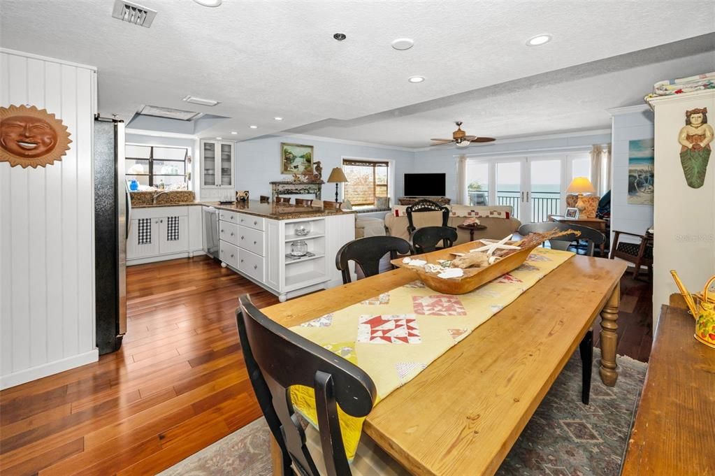 Active With Contract: $1,699,900 (3 beds, 3 baths, 2320 Square Feet)