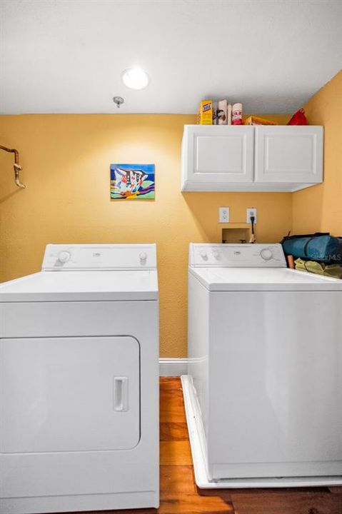 Active With Contract: $1,699,900 (3 beds, 3 baths, 2320 Square Feet)