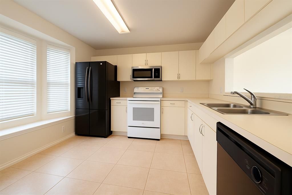 En Venta: $240,000 (2 camas, 2 baños, 1260 Pies cuadrados)