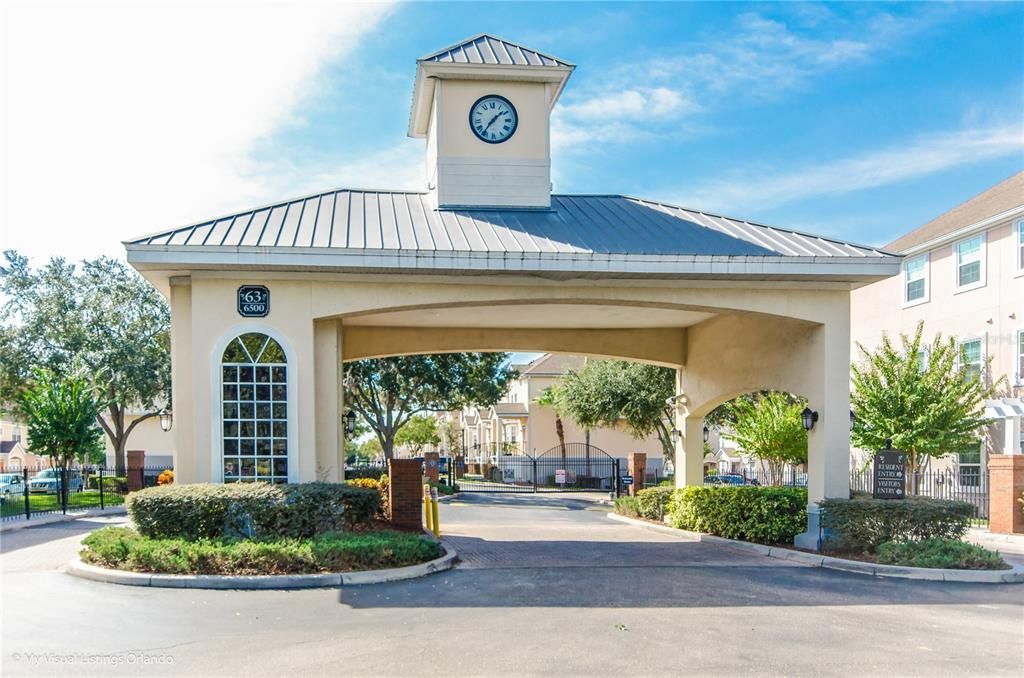 Под контрактом: $154,900 (1 спален, 1 ванн, 816 Квадратных фут)