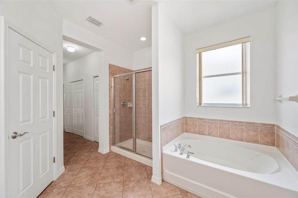 For Sale: $424,900 (4 beds, 3 baths, 2281 Square Feet)