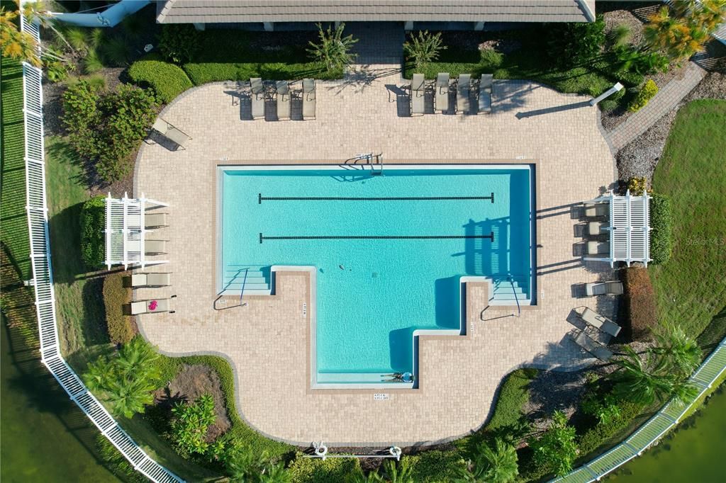 For Sale: $370,000 (2 beds, 2 baths, 1557 Square Feet)