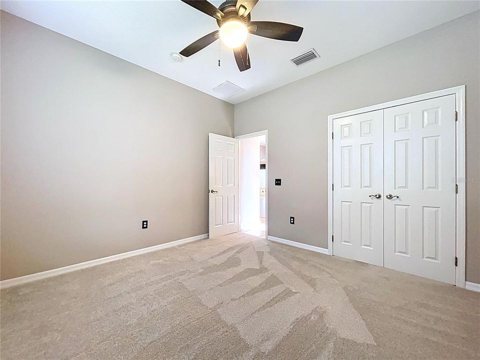 For Sale: $370,000 (2 beds, 2 baths, 1557 Square Feet)