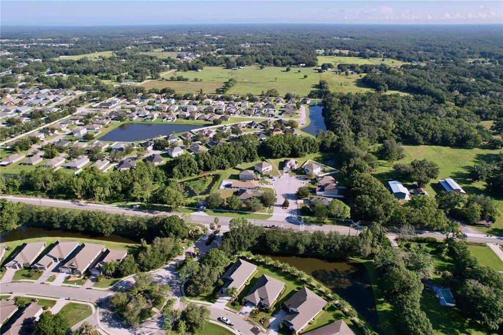 For Sale: $370,000 (2 beds, 2 baths, 1557 Square Feet)