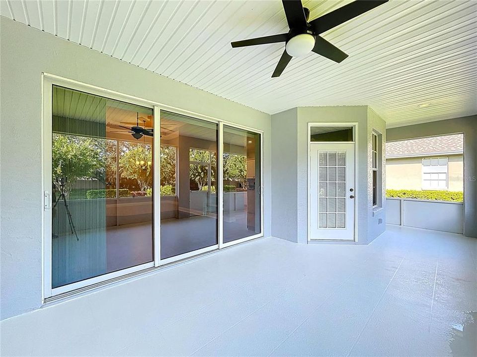 For Sale: $370,000 (2 beds, 2 baths, 1557 Square Feet)